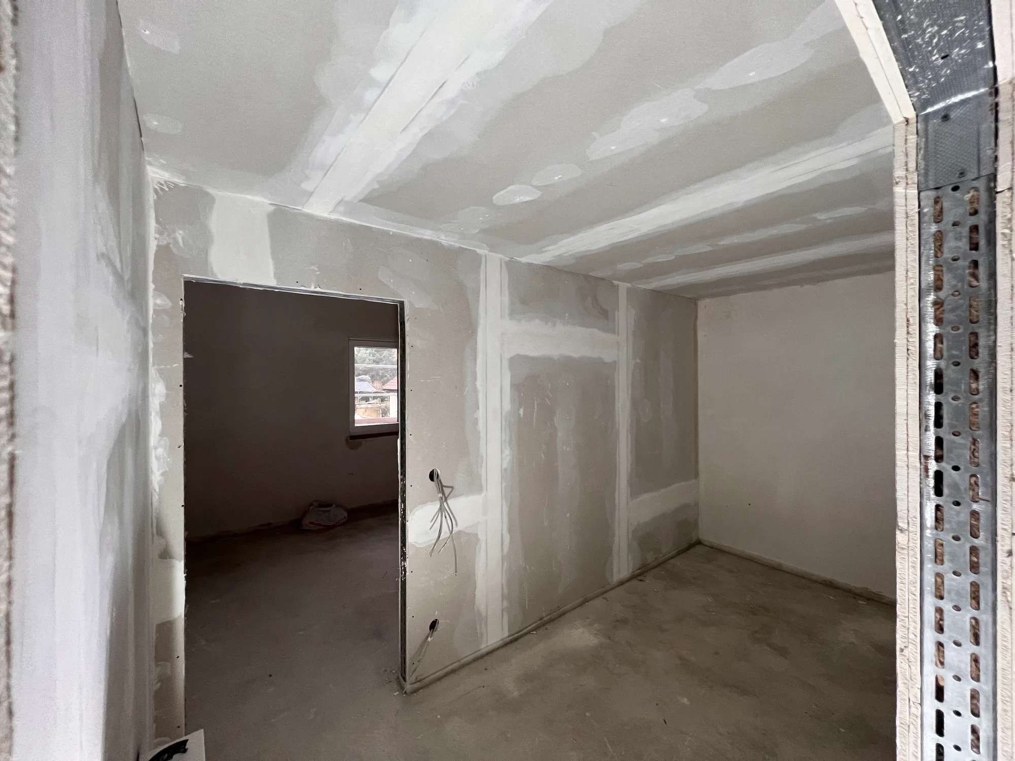 Wände – Referenzbild von M&N Trockenbau in Berlin & Brandenburg