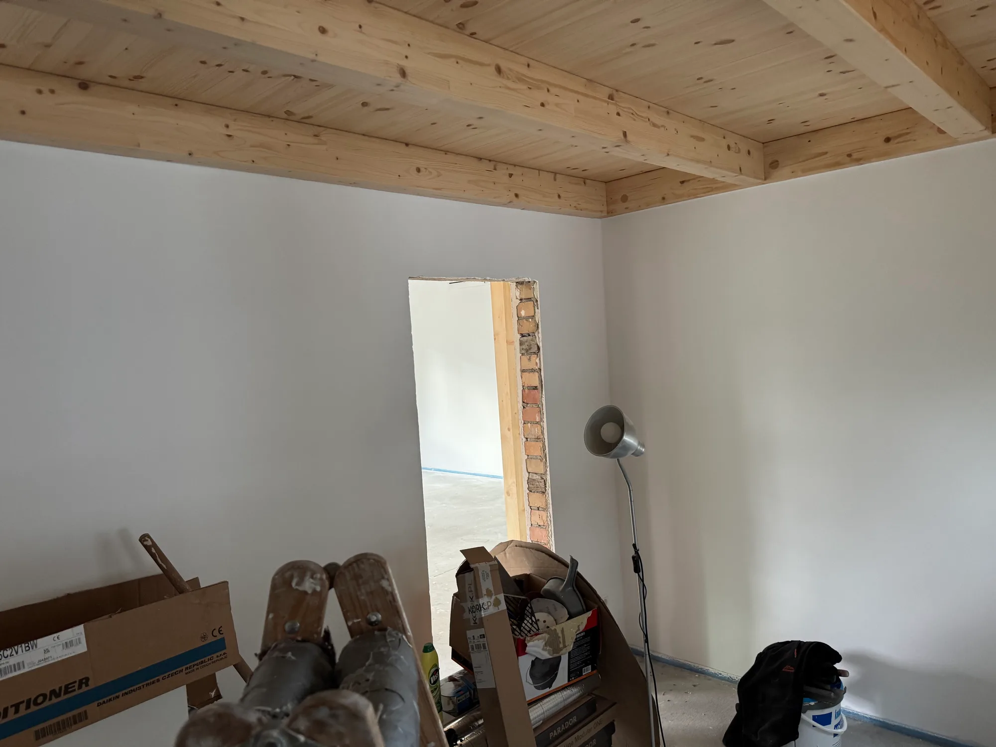 Trockenbauwand – gespachtelte Trennwand im Trockenbau – M&N Trockenbau Berlin & Brandenburg