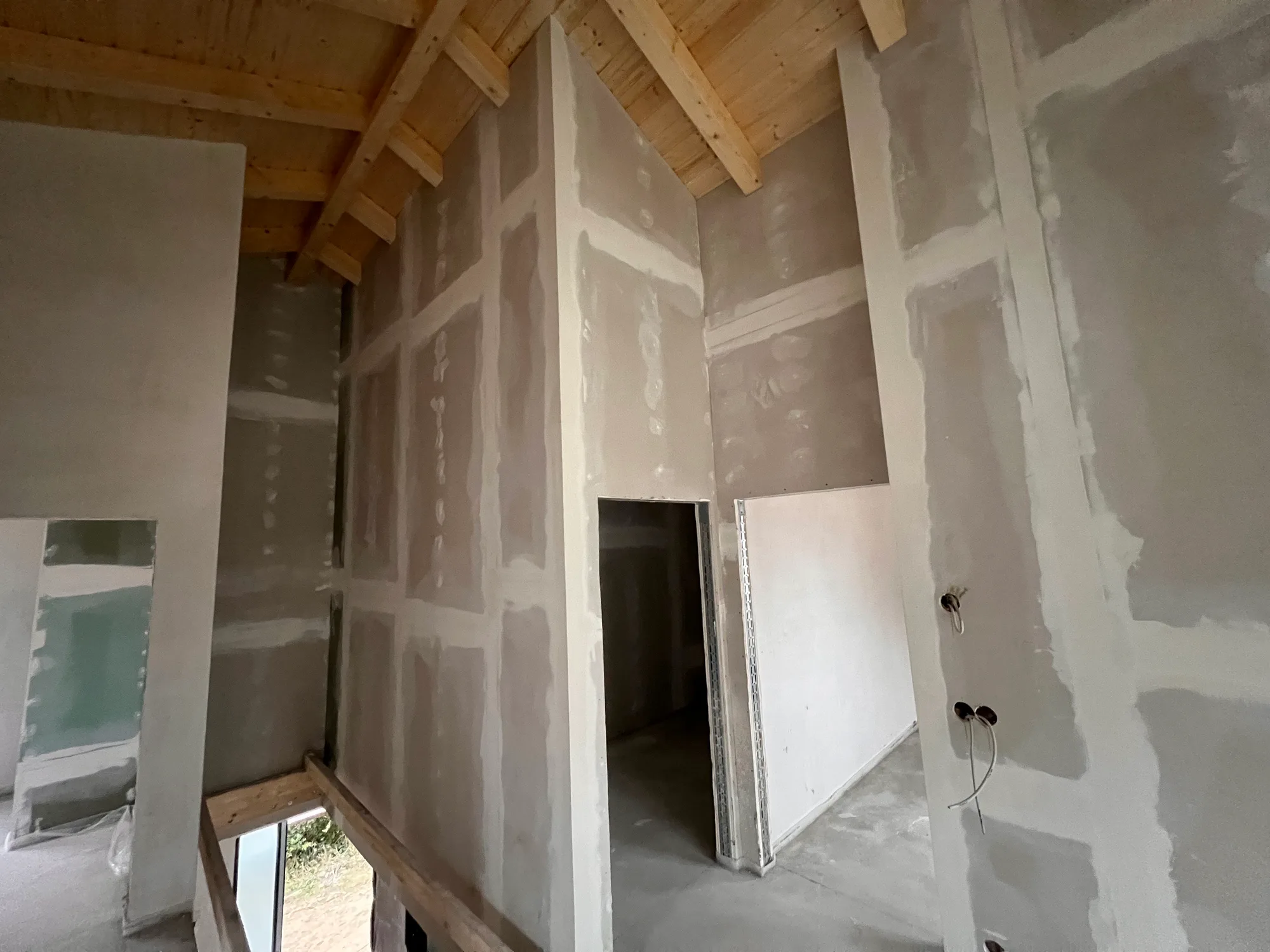 Trockenbauwand – gespachtelte Trennwand im Trockenbau – M&N Trockenbau Berlin & Brandenburg