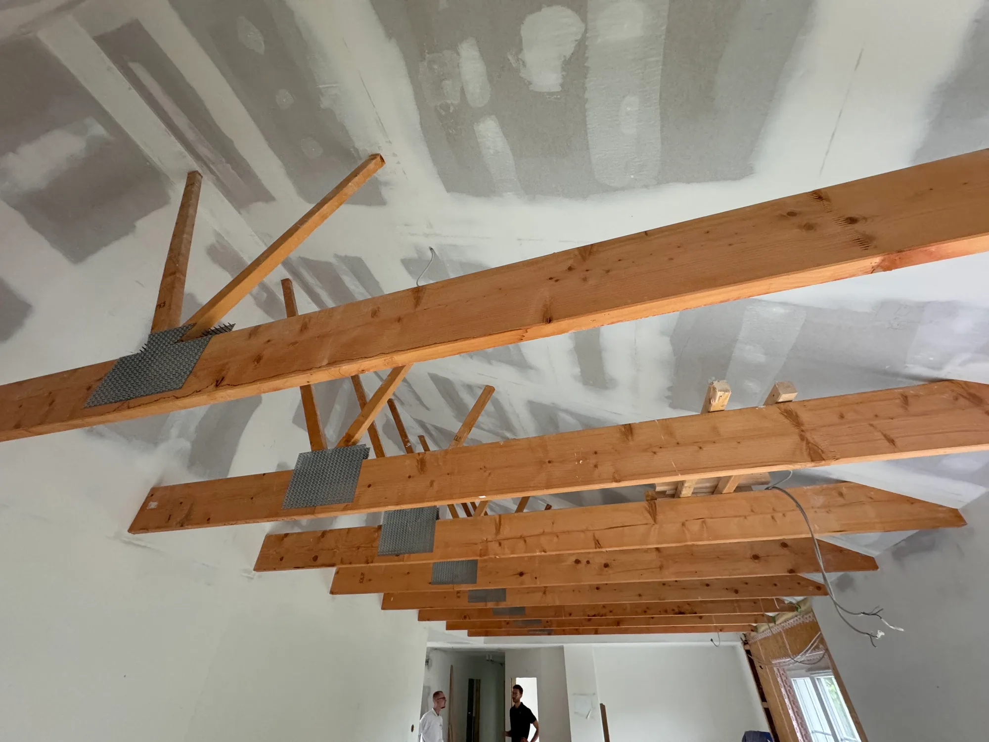 Dachausbau Referenz – ausgebaute Dachschräge mit Trockenbau in Berlin & Brandenburg