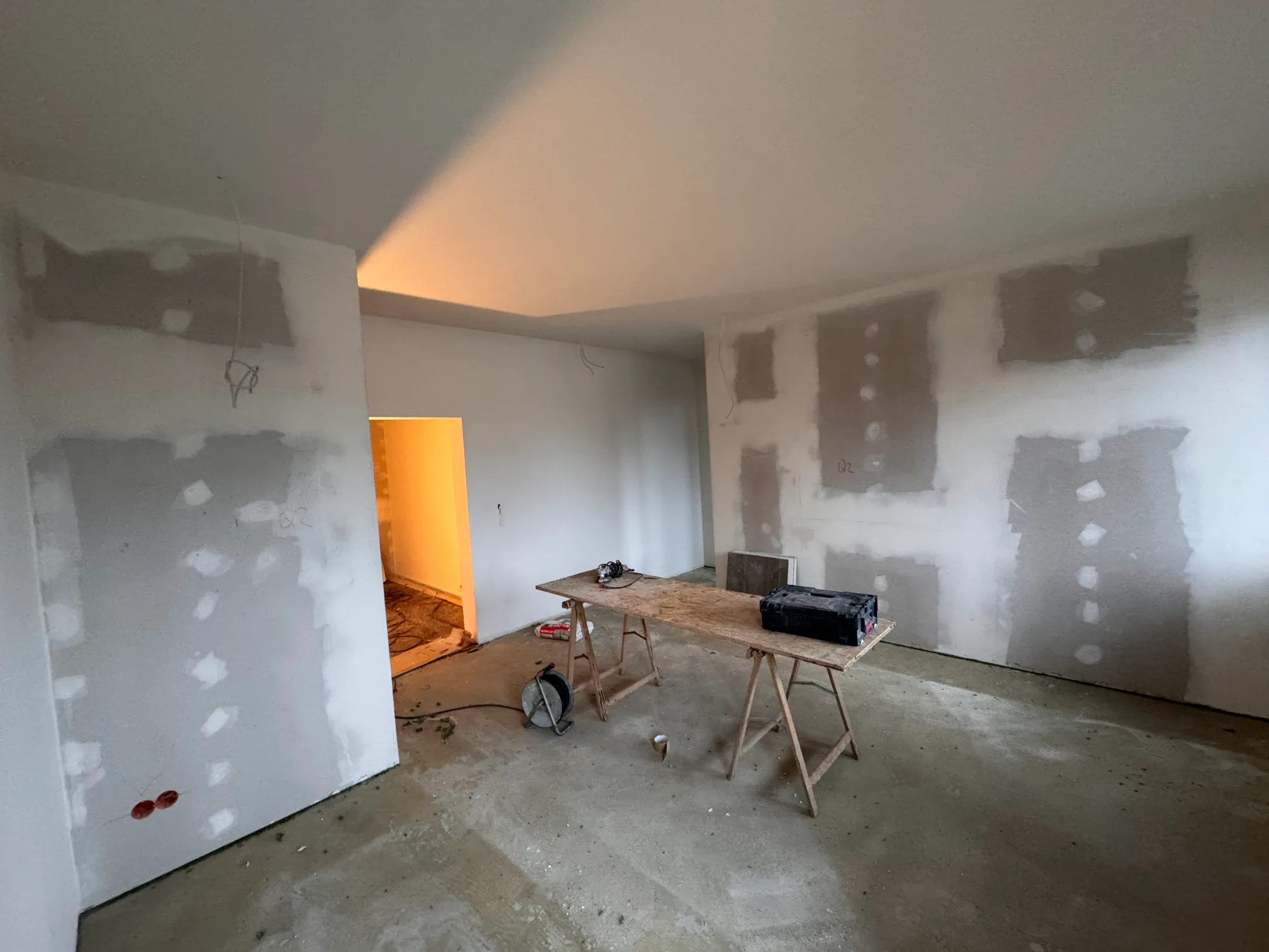 Trockenbauwand – gespachtelte Trennwand im Trockenbau – M&N Trockenbau Berlin & Brandenburg