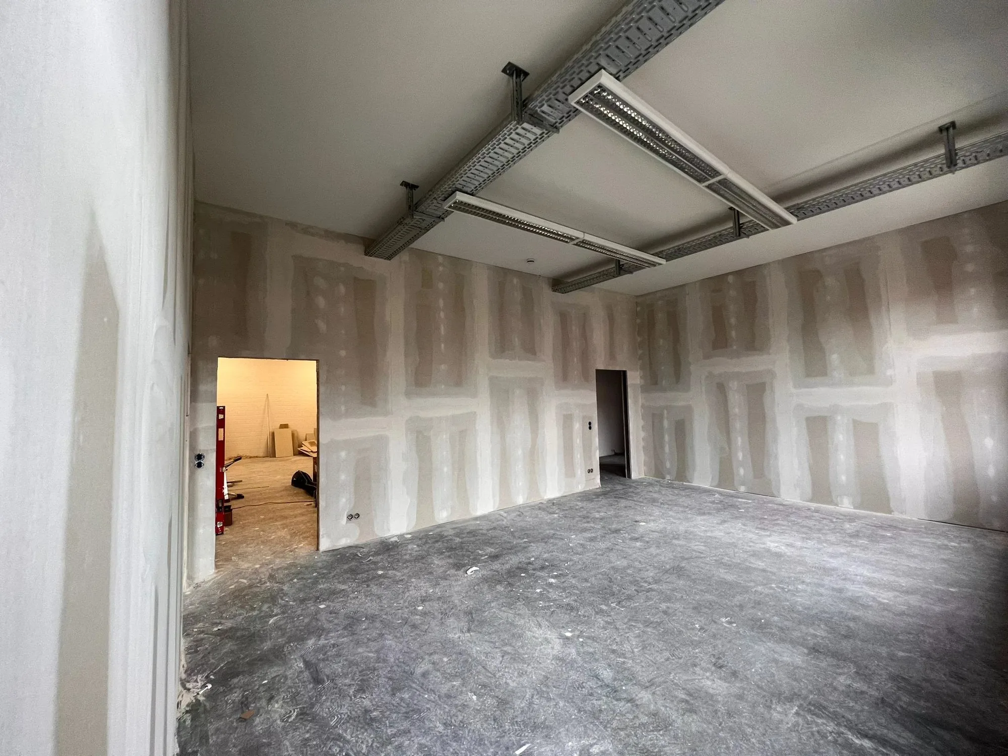 Trockenbauwand – gespachtelte Trennwand im Trockenbau – M&N Trockenbau Berlin & Brandenburg