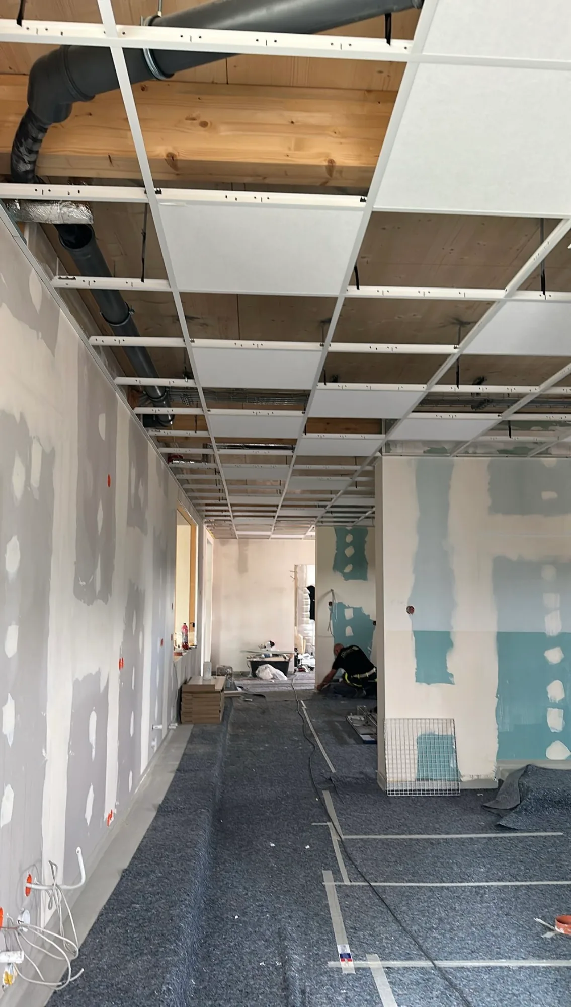 Deckensystem Referenz – abgehängte Decke im Innenausbau