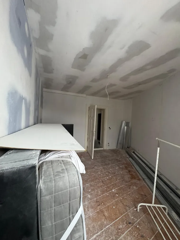 Deckensystem – abgehängte Decke im Trockenbau – M&N Trockenbau Berlin & Brandenburg