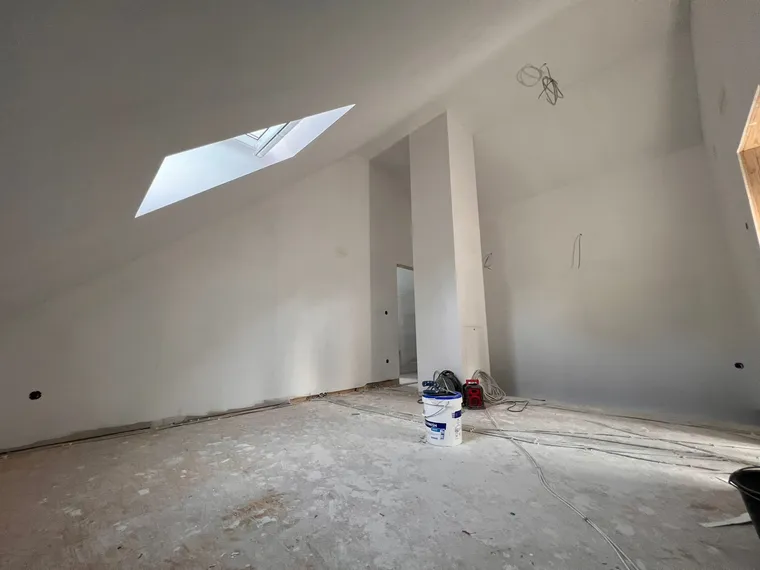 Dachausbau – ausgebautes Dachgeschoss mit Trockenbau – M&N Trockenbau Berlin & Brandenburg