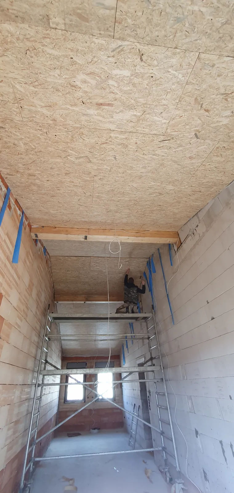 Deckensystem – abgehängte Decke im Trockenbau – M&N Trockenbau Berlin & Brandenburg