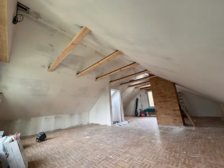Dachausbau – ausgebautes Dachgeschoss mit Trockenbau – M&N Trockenbau Berlin & Brandenburg