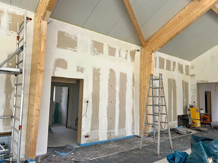 Trockenbauwand – gespachtelte Trennwand im Trockenbau – M&N Trockenbau Berlin & Brandenburg