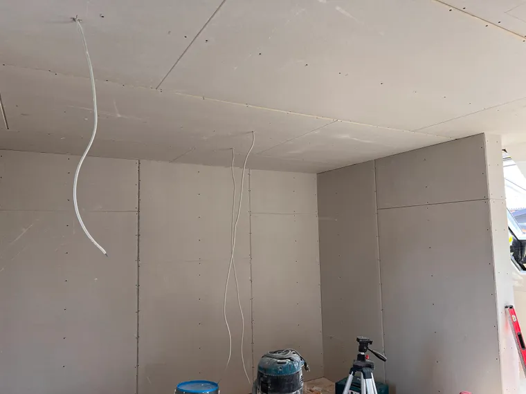 Trockenbauwand – gespachtelte Trennwand im Trockenbau – M&N Trockenbau Berlin & Brandenburg