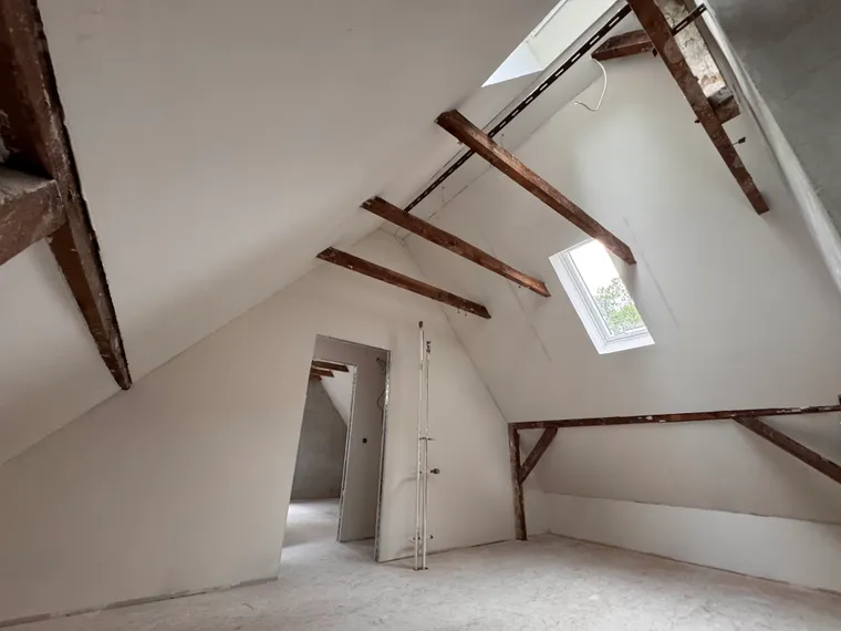Dachausbau – ausgebautes Dachgeschoss mit Trockenbau – M&N Trockenbau Berlin & Brandenburg